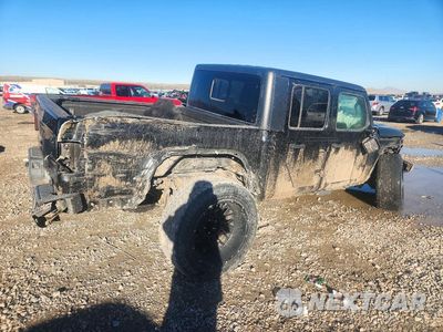 Trzecie zdjęcie samochodu z tyłu: 2020 JEEP GLADIATOR SPORT VIN:1C6HJTAG7LL129750 - miniatura