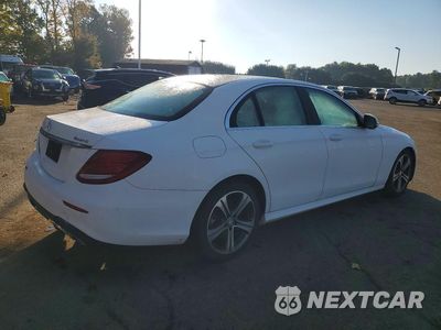 Trzecie zdjęcie samochodu z tyłu: 2017 MERCEDES-BENZ E 300 VIN:WDDZF4JB9HA166218 - miniatura