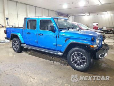 Czwarte zdjęcie samochodu z boku: 2023 JEEP GLADIATOR OVERLAND VIN:1C6HJTFG3PL504211 - miniatura