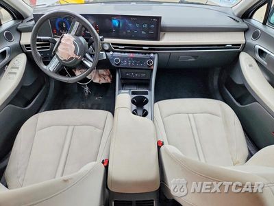 Zdjęcie 8 z 12 samochodu: 2024 HYUNDAI SONATA HYBRID SEL VIN:KMHL34JJ4RA095488 - miniatura