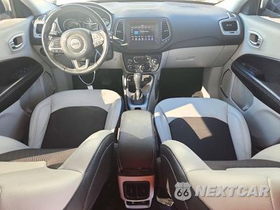 Zdjęcie 8 z 13 samochodu: 2019 JEEP COMPASS LATITUDE VIN:3C4NJCBB0KT843687 - miniatura