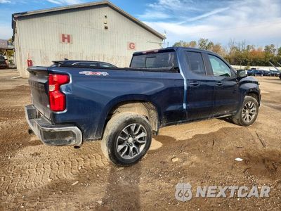 Trzecie zdjęcie samochodu z tyłu: 2021 CHEVROLET SILVERADO K1500 LT VIN:1GCRYDED7MZ104537 - miniatura