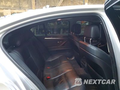 Zdjęcie 10 z 12 samochodu: 2012 BMW 535 XI VIN:WBAFU7C55CDU65222 - miniatura
