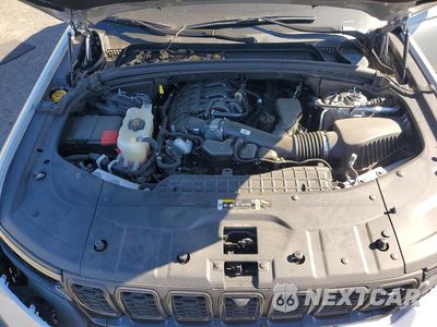 Zdjęcie 12 z 14 samochodu: 2025 JEEP GRAND CHEROKEE LIMITED VIN:1C4RJHBG1SC302072 - miniatura