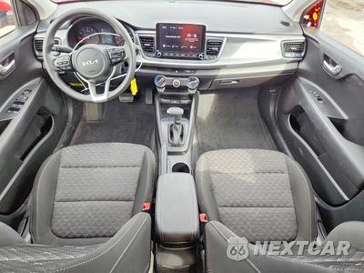 Zdjęcie 8 z 13 samochodu: 2023 KIA RIO S VIN:3KPA24AD5PE564252 - miniatura