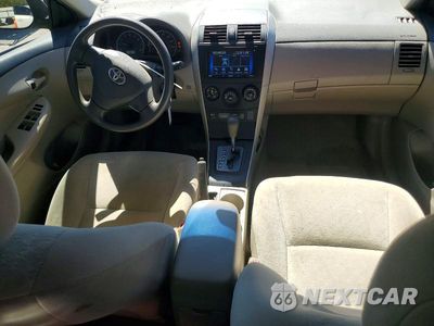 Zdjęcie 8 z 12 samochodu: 2009 TOYOTA COROLLA LE VIN:1NXBU40E79Z051559 - miniatura