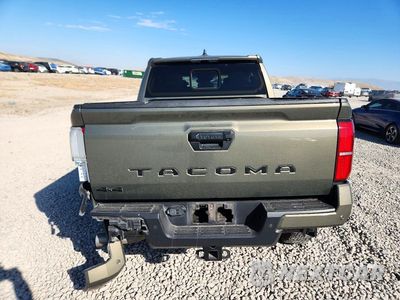 Zdjęcie 6 z 12 samochodu: 2024 TOYOTA TACOMA TRD OFF-ROAD VIN:3TMLB5JN4RM013861 - miniatura