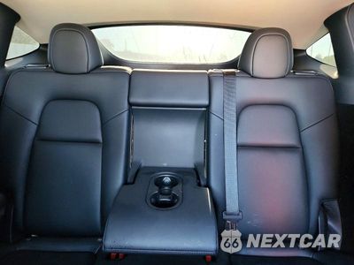 Zdjęcie 10 z 14 samochodu: 2024 TESLA MODEL Y VIN:7SAYGDED3RF088870 - miniatura