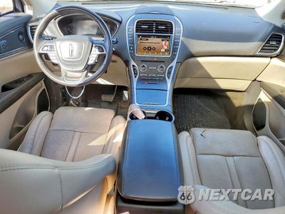 Zdjęcie 8 z 13 samochodu: 2019 LINCOLN NAUTILUS SELECT VIN:2LMPJ8LP7KBL39620 - miniatura