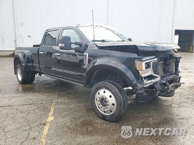 Czwarte zdjęcie samochodu z boku: 2022 FORD F450 SUPER DUTY VIN:1FT8W4DT7NEE55015 - miniatura