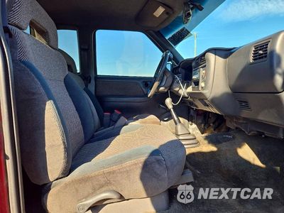 Zdjęcie 10 z 12 samochodu: 1996 CHEVROLET S TRUCK S10 VIN:1GCCS1949T8145837 - miniatura