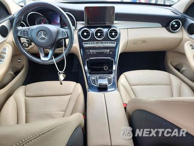 Zdjęcie 8 z 13 samochodu: 2016 MERCEDES-BENZ C 300 VIN:55SWF4JBXGU162390 - miniatura