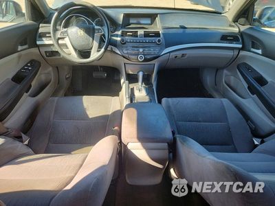 Zdjęcie 8 z 13 samochodu: 2011 HONDA ACCORD LX VIN:1HGCP2F34BA080617 - miniatura