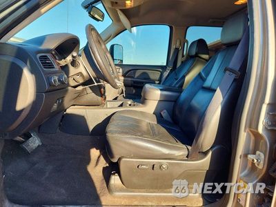 Zdjęcie 7 z 12 samochodu: 2008 CHEVROLET SILVERADO K3500 VIN:1GCHK336X8F161396 - miniatura