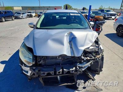 Piąte zdjęcie samochodu w środku: 2014 FORD FOCUS SE VIN:1FADP3K2XEL183352 - miniatura