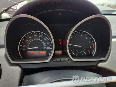 Zdjęcie 9 z 12 samochodu: 2003 BMW Z4 2.5 VIN:4USBT33493LS44355 - miniatura