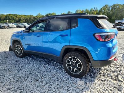 Drugie zdjęcie samochodu z przodu: 2026 JEEP COMPASS TRAILHAWK VIN:3C4NJDDN4TT173995 - miniatura