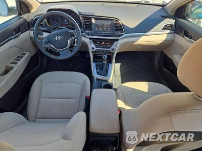 Zdjęcie 8 z 13 samochodu: 2018 HYUNDAI ELANTRA SEL VIN:5NPD84LF4JH262402 - miniatura