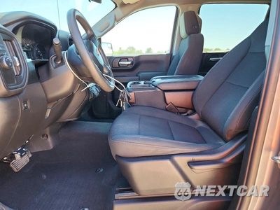 Zdjęcie 7 z 12 samochodu: 2021 CHEVROLET SILVERADO C1500 CUSTOM VIN:3GCPWBEK9MG224050 - miniatura