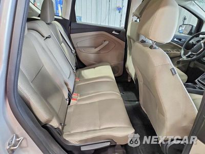Zdjęcie 10 z 12 samochodu: 2017 FORD C-MAX SE VIN:1FADP5AU4HL118483 - miniatura