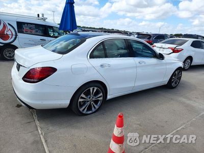 Trzecie zdjęcie samochodu z tyłu: 2021 MERCEDES-BENZ C 300 VIN:W1KWF8DB7MR618684 - miniatura