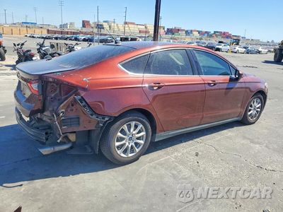 Trzecie zdjęcie samochodu z tyłu: 2016 FORD FUSION S VIN:3FA6P0G79GR109680 - miniatura