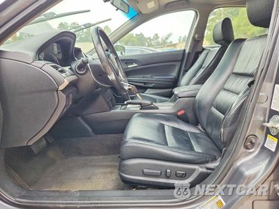 Zdjęcie 7 z 12 samochodu: 2012 HONDA ACCORD SE VIN:1HGCP2F68CA071110 - miniatura