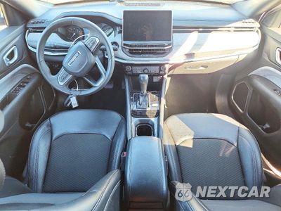 Zdjęcie 8 z 12 samochodu: 2024 JEEP COMPASS LATITUDE VIN:3C4NJDBN1RT110560 - miniatura