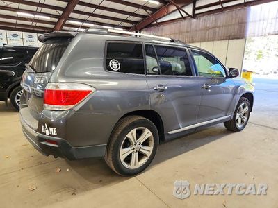 Trzecie zdjęcie samochodu z tyłu: 2011 TOYOTA HIGHLANDER LIMITED VIN:5TDDK3EH6BS068086 - miniatura