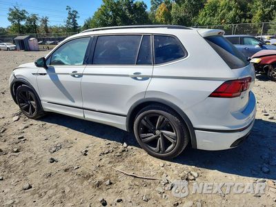 Drugie zdjęcie samochodu z przodu: 2021 VOLKSWAGEN TIGUAN SE R-LINE BLACK VIN:3VVCB7AX7RM188071 - miniatura