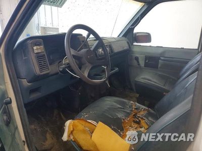 Zdjęcie 8 z 13 samochodu: 1992 CHEVROLET ASTRO VIN:1GCDM15Z2NB192603 - miniatura