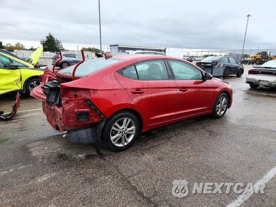 Trzecie zdjęcie samochodu z tyłu: 2018 HYUNDAI ELANTRA SEL VIN:KMHD84LF4JU658878 - miniatura