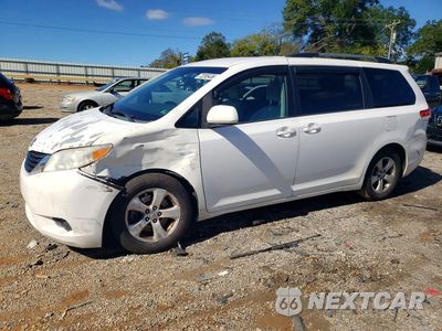 2014 TOYOTA SIENNA LE 5TDKK3DC7ES464190 - główne zdjęcie licytacji z USA - miniatura