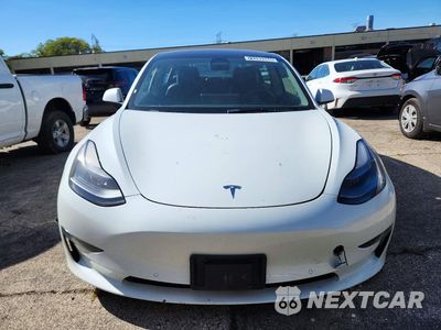 Piąte zdjęcie samochodu w środku: 2022 TESLA MODEL 3 VIN:5YJ3E1EA9NF369132 - miniatura