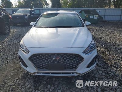 Piąte zdjęcie samochodu w środku: 2019 HYUNDAI SONATA LIMITED VIN:5NPE34AF8KH815396 - miniatura