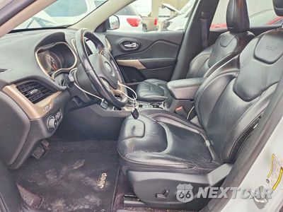 Zdjęcie 7 z 13 samochodu: 2017 JEEP CHEROKEE LIMITED VIN:1C4PJLDB8HW596394 - miniatura