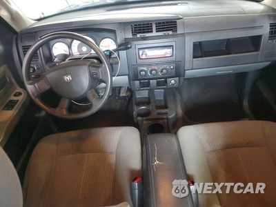 Zdjęcie 8 z 12 samochodu: 2011 DODGE DAKOTA SLT VIN:1D7RE3BK2BS581815 - miniatura