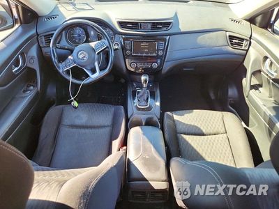 Zdjęcie 8 z 13 samochodu: 2019 NISSAN ROGUE SV VIN:JN8AT2MV2KW376216 - miniatura
