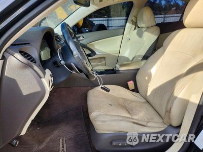 Zdjęcie 7 z 12 samochodu: 2012 LEXUS IS 250 BASE VIN:JTHBF5C26C5174064 - miniatura