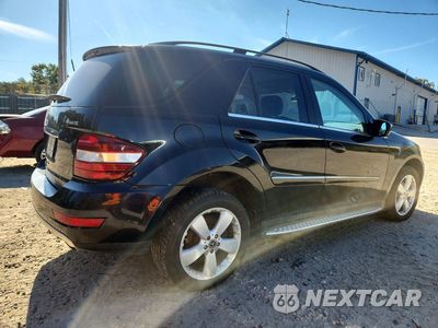 Trzecie zdjęcie samochodu z tyłu: 2010 MERCEDES-BENZ ML 350 4MATIC VIN:4JGBB8GB4AA569319 - miniatura