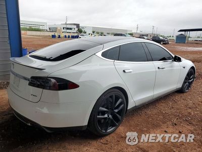 Trzecie zdjęcie samochodu z tyłu: 2013 TESLA MODEL S VIN:5YJSA1DP3DFP22430 - miniatura
