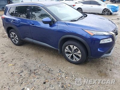Czwarte zdjęcie samochodu z boku: 2021 NISSAN ROGUE SV VIN:JN8AT3BA2MW007588 - miniatura