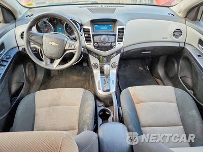 Zdjęcie 8 z 12 samochodu: 2012 CHEVROLET CRUZE LS VIN:1G1PC5SH2C7242489 - miniatura