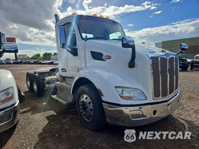 Zdjęcie 12 z 12 samochodu: 2019 PETERBILT 579 SEMI TRUCK VIN:1XPBDP9X0KD630519 - miniatura