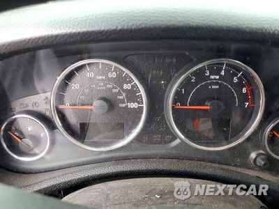 Zdjęcie 9 z 12 samochodu: 2012 JEEP WRANGLER UNLIMITED SAHARA VIN:1C4BJWEG1CL277953 - miniatura