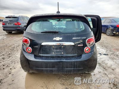 Zdjęcie 6 z 12 samochodu: 2015 CHEVROLET SONIC LTZ VIN:1G1JE6SB0F4110306 - miniatura