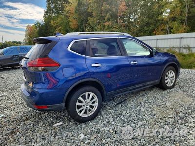Trzecie zdjęcie samochodu z tyłu: 2018 NISSAN ROGUE SV VIN:5N1AT2MV1JC801397 - miniatura