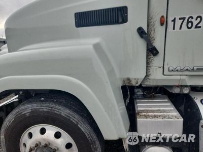 Zdjęcie 13 z 13 samochodu: 2013 MACK CHU613 SEMI TRUCK VIN:1M1AN07Y4DM015181 - miniatura