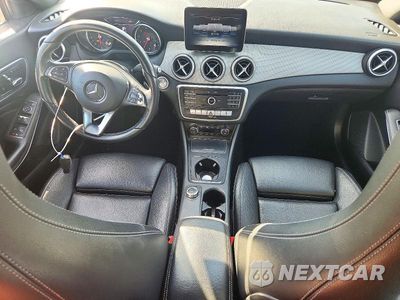 Zdjęcie 8 z 12 samochodu: 2018 MERCEDES-BENZ CLA 250 VIN:WDDSJ4EB0JN693279 - miniatura