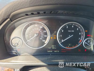 Zdjęcie 9 z 13 samochodu: 2015 BMW X5 SDRIVE35I VIN:5UXKR2C59F0H39718 - miniatura